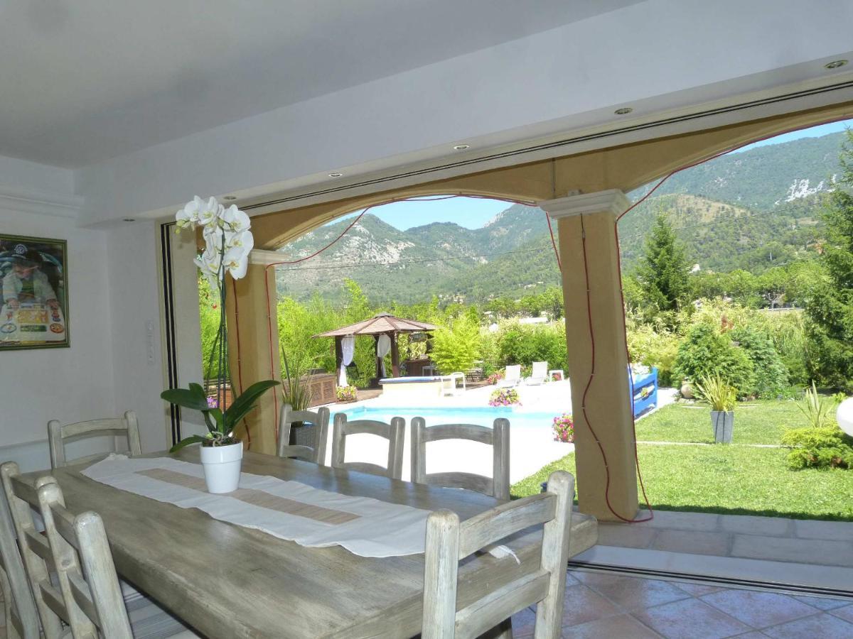 Les Bambous B&B Леван Экстерьер фото
